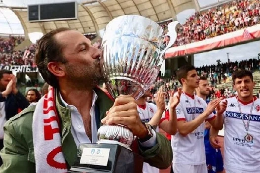 Caso Bari: il sindaco definisce "resa" la lettera dei De Laurentiis sullo stadio