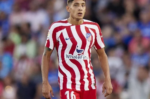 Napoli, sondaggio per Nahuel Molina: possibile scambio con l'Atletico Madrid