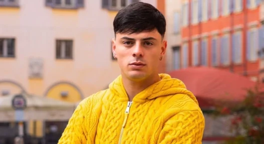 Calciomercato Napoli, quale sarà il futuro di Ambrosino? Ipotesi permanenza in Serie B, spunta il nome del club