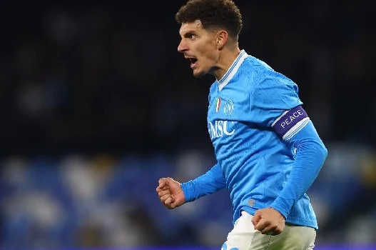 "Può rinnovare fino al 2029". Nuovo contratto per Di Lorenzo: sarà intoccabile con Allegri