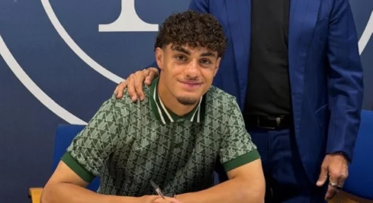 Napoli, contratto da professionista per il giovane Andrea Chiummariello