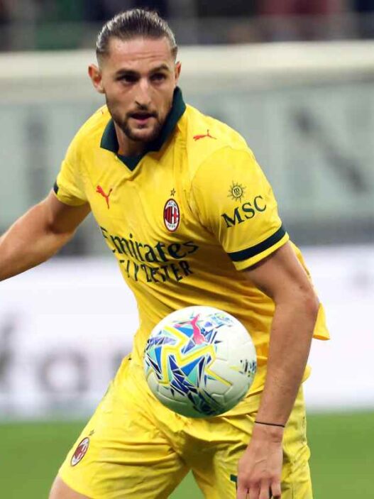 Napoli, Rabiot nel mirino: indizi dal centrocampo