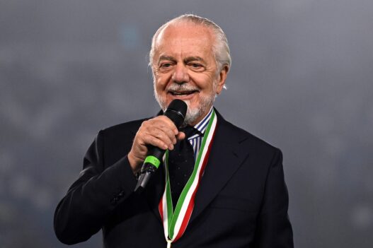 De Laurentiis: “Dal 2017 a oggi ho ricevuto svariati interessamenti per il Napoli e ho rifiutato alcuni miliardi, la nostra squadra resterà dove merita”