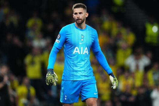 Nuovo portiere Napoli, continua il duello con la Juventus per Vicario: le ultime