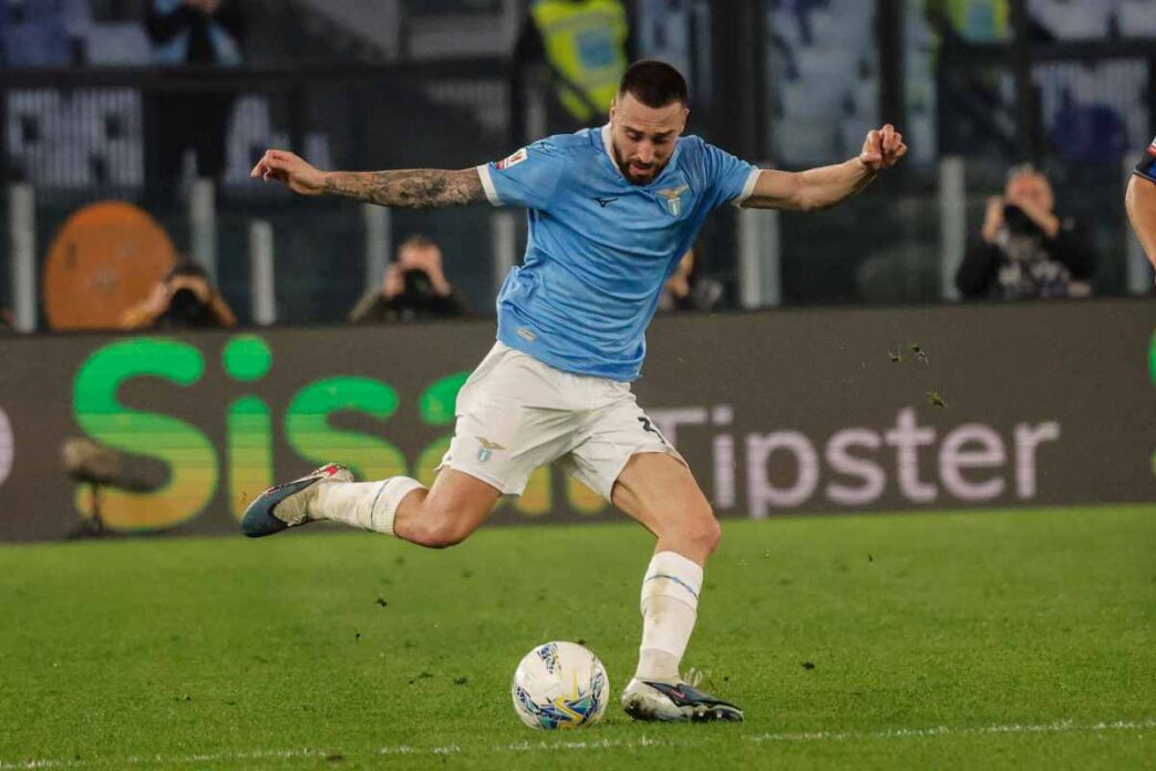 Mario Gila ha scelto il Napoli, rifiutata la Premier League: resta la distanza con la Lazio