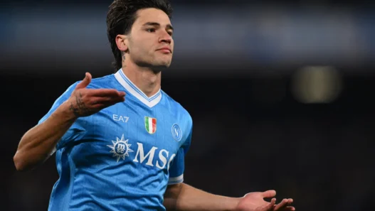 Napoli-Carrarese 1-0, Hojlund porta in vantaggio gli azzurri