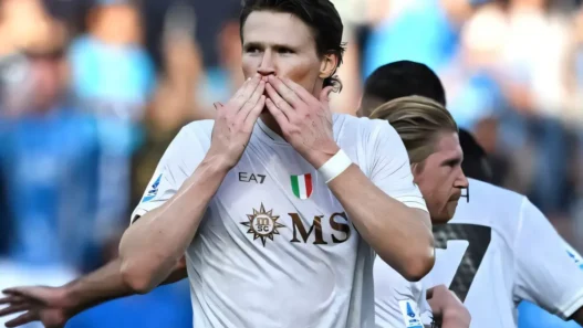 McTominay, "No" a Real e Barça: rinnovo imminente con il Napoli