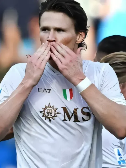 McTominay, "No" a Real e Barça: rinnovo imminente con il Napoli