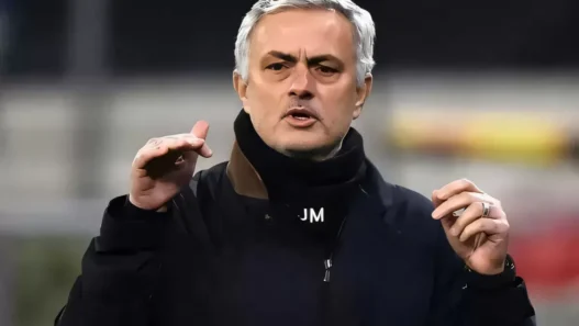 Mourinho ridisegna il Real Madrid: le cessioni e l'interesse di Napoli e Inter