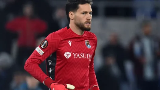 Napoli, rivoluzione tra i pali: occhi su Alex Remiro della Real Sociedad