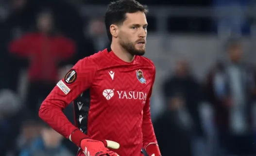 Napoli, rivoluzione tra i pali: occhi su Alex Remiro della Real Sociedad