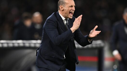Zazzaroni: Allegri presentato il 14 luglio, Napoli potenziato