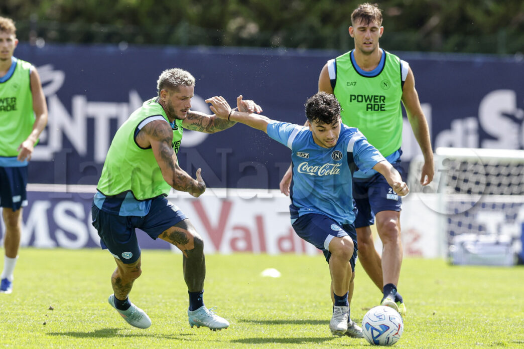Napoli Arezzo, la prima formazione ufficiale di Allegri: c’è Prisco e non Lobotka. Lindstrom titolare