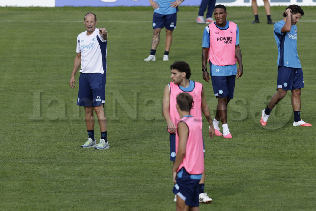 LIVE – Dimaro, day 5: allenamento mattutino del Napoli, squadra in campo