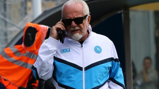 Napoli, De Laurentiis è in ritiro: summit con Manna e Allegri