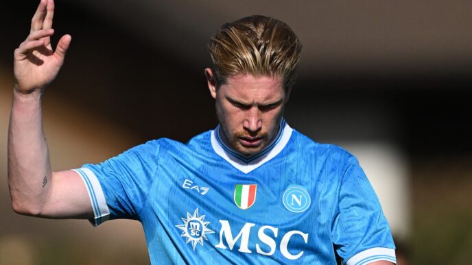 Napoli: De Bruyne torna il 5 agosto per il ritiro