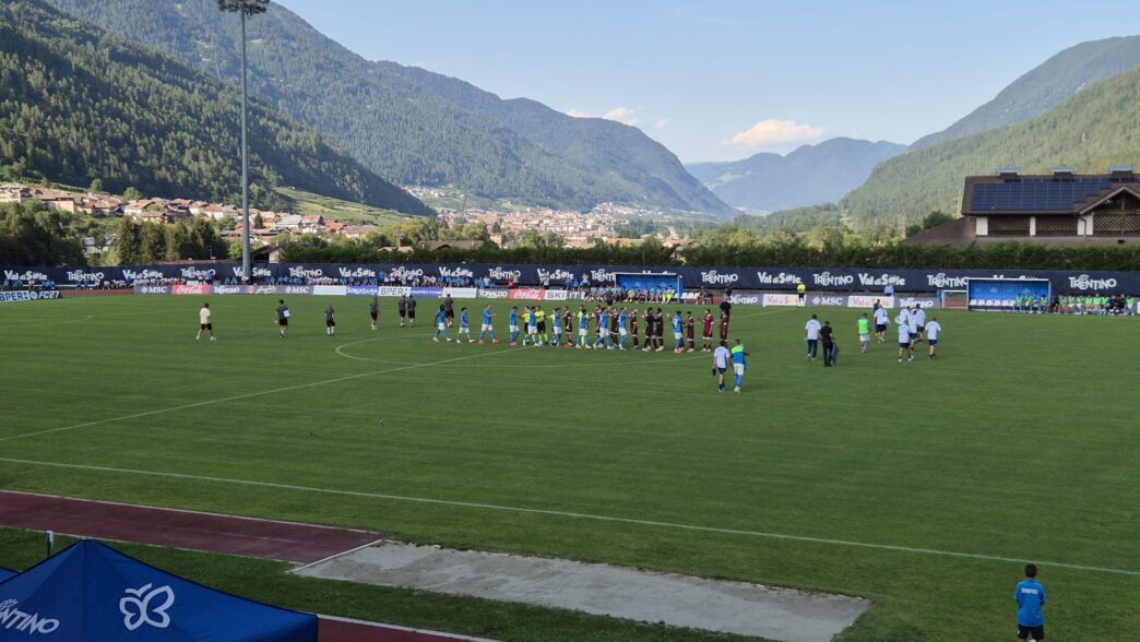 RILEGGI LIVE – Napoli-Arezzo 1-3 (11′ Cerri, 56′ Cilli, 60′ Politano, 88′ Mawuli), azzurri ko