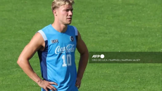 Napoli a Dimaro, Hojlund torna il gruppo: differenziato per Alisson Santos