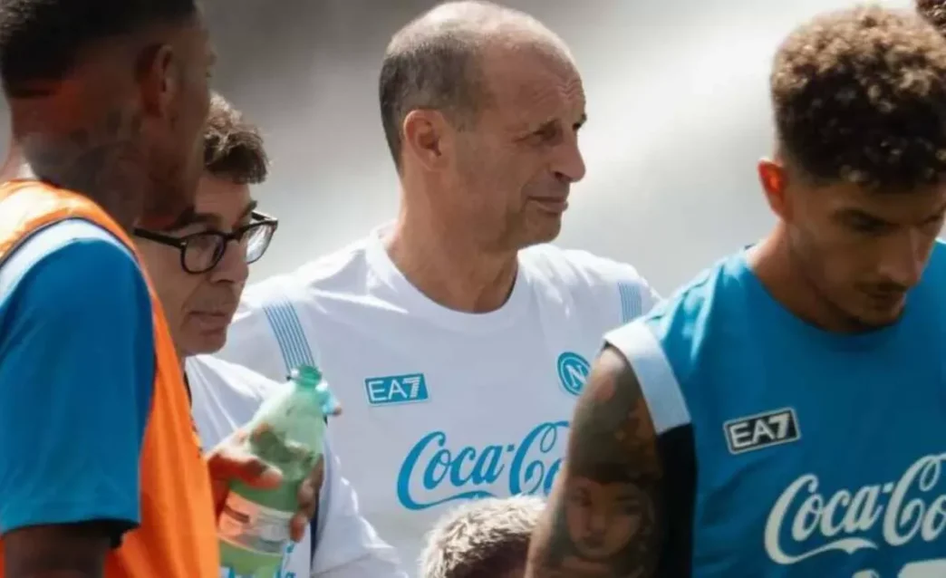 Napoli, Allegri prepara l'Inter: allenamento diviso in tre fasi