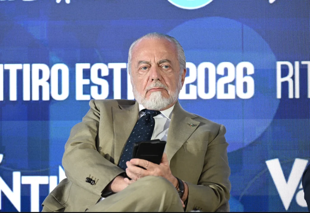 De Laurentiis: "Marionette a servizio di Uefa e Fifa"