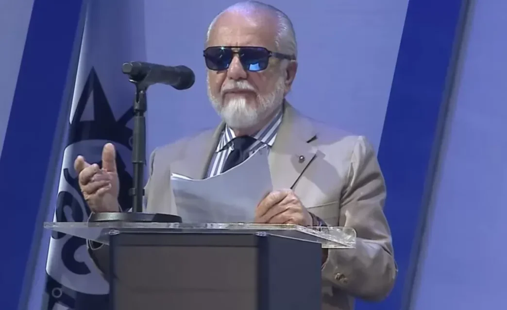 Scotto: "Mercato Napoli fermo, De Laurentiis vuole cedere 25 giocatori"