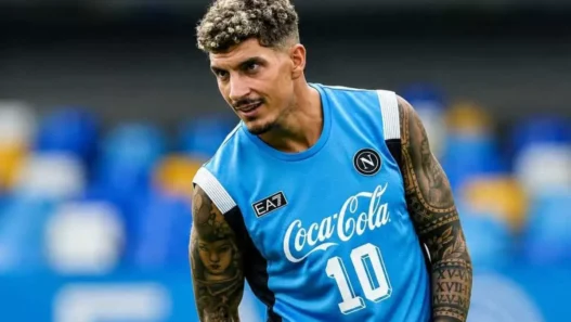 Di Lorenzo guida il Napoli: concentrazione massima per la sfida all'Inter