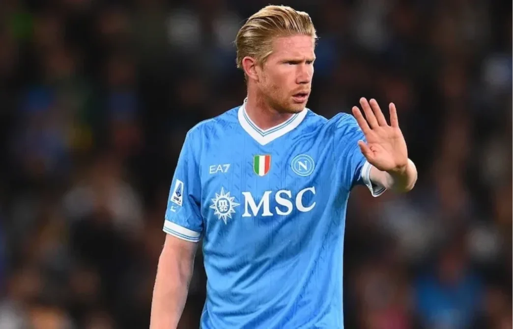 Manna su De Bruyne: “Non ho gradito le sue parole. I calciatori quando firmano, firmano. Poi decide la società”