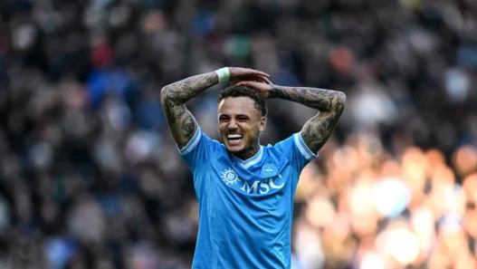 Ajax pronto a offrire 25 milioni per Lang: il PSG acquista Godts