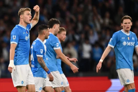 Napoli: amichevoli estive a 9,99 euro su Dazn, Sky e OneFootball