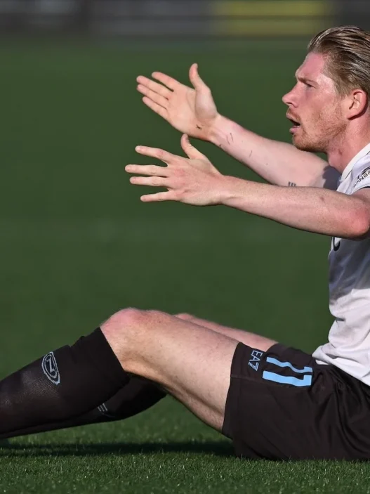 Napoli, centrocampo ridotto: 4 giocatori per 3 posti senza McTominay