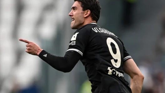 Napoli, l'occasione Vlahovic: un colpo da Champions