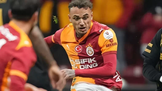 Noa Lang contatta il Galatasaray: apertura al trasferimento e taglio ingaggio