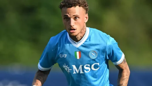 Fiorentina, sogno Noa Lang: il Napoli chiede un'offerta 'seria'
