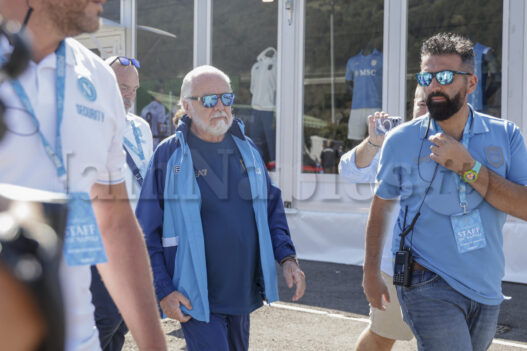 De Laurentiis a Allegri: "Divertiti e fai divertire i napoletani"