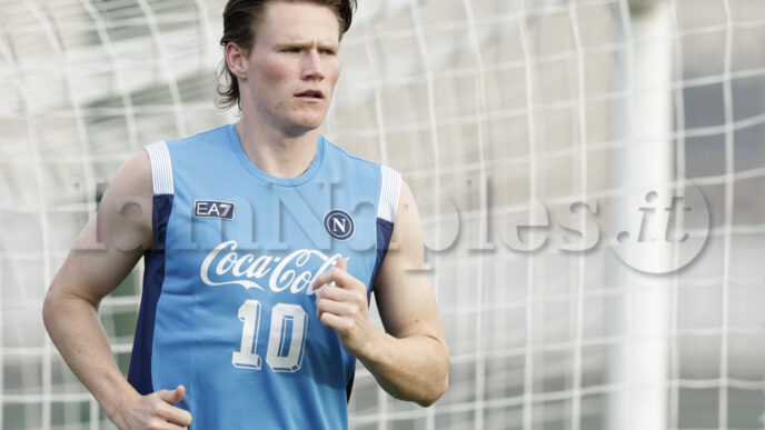 Napoli: McTominay operato, intervento riuscito. Due settimane di stop