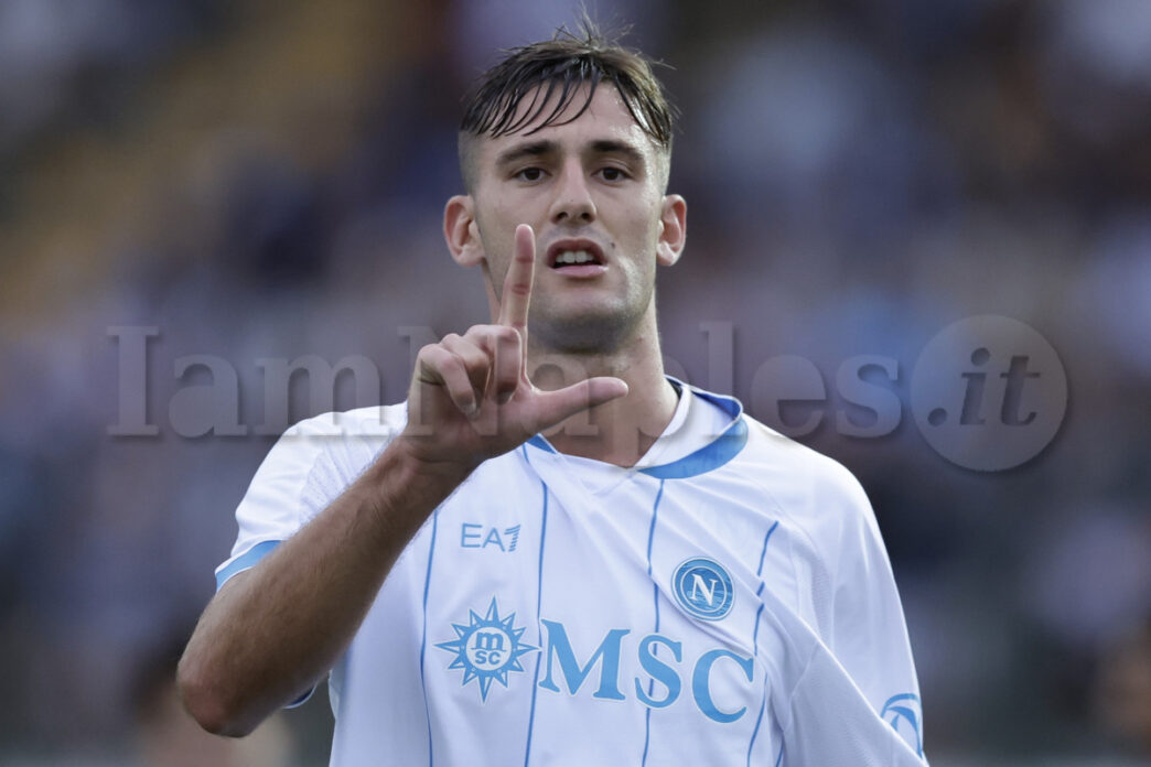 Napoli, Lucca resta: il club non lo cede in prestito
