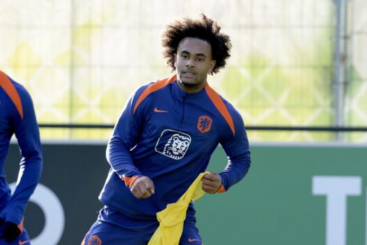 Napoli, mercato offensivo in salita: Zirkzee, Lang, Guiu e Jesus opzioni complesse