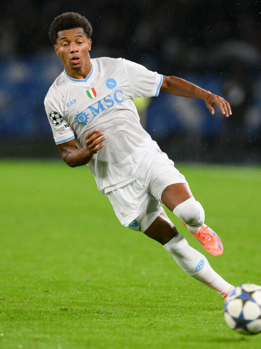 Napoli, Neres incedibile: rifiutato il Besiktas