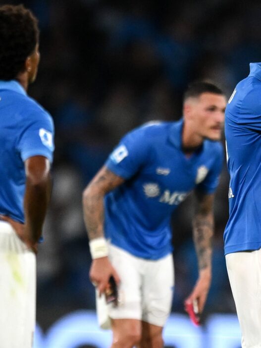 Napoli sconfitto dal Como 1-2: pagelle con De Bruyne vivace ma non decisivo