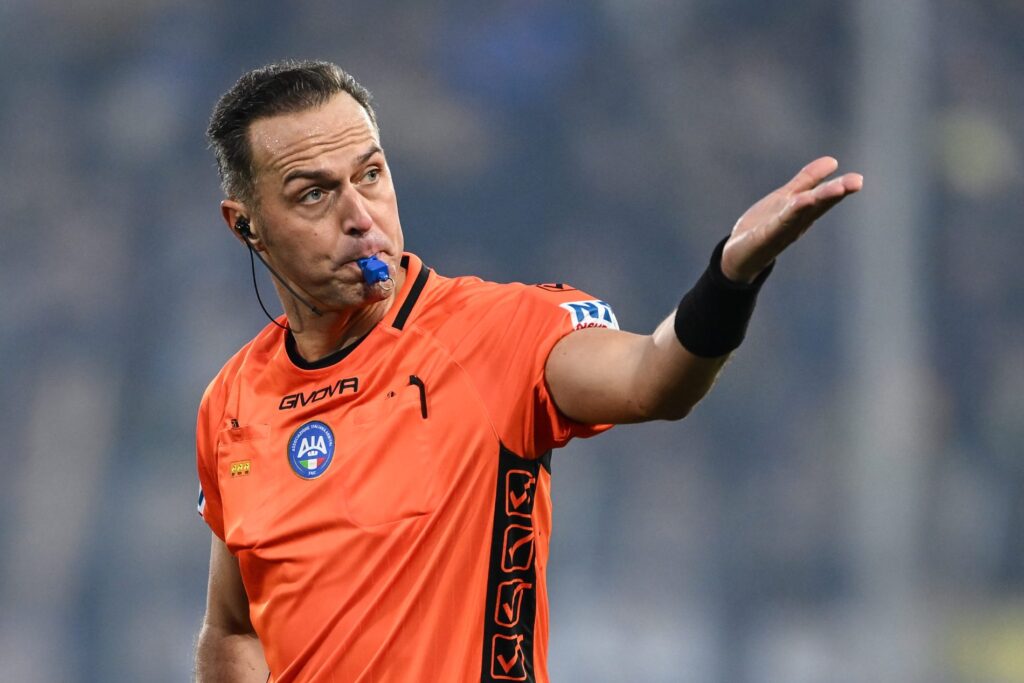 Designata la terna arbitrale per Napoli-Como