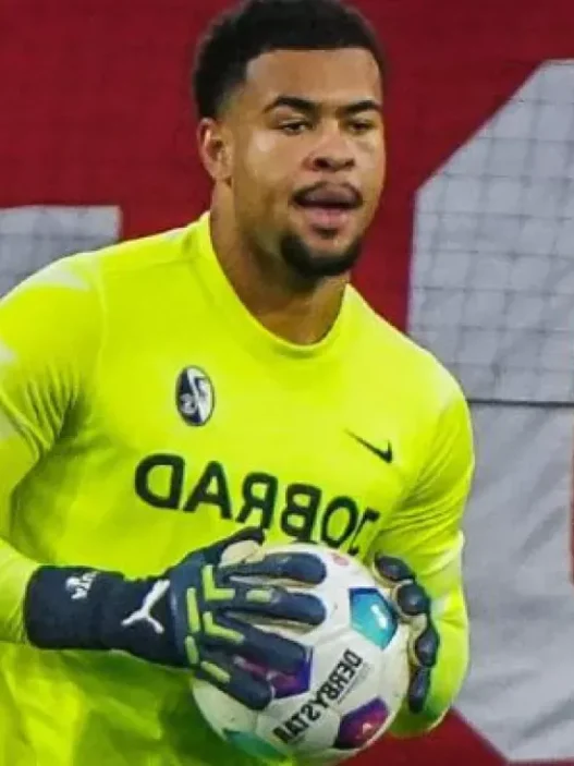 Mercato Napoli, Atubolu resta in Bundesliga: firma con l'Eintracht
