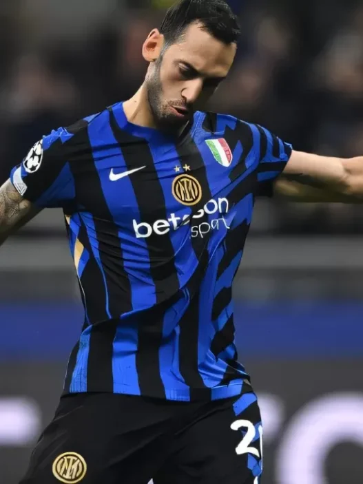 Serie A: Calhanoglu decide Cagliari-Inter, 0-1
