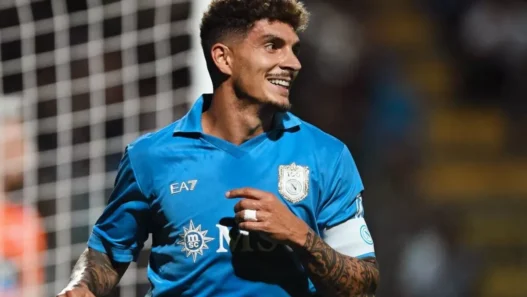 Di Lorenzo rinnova con il Napoli: "Azzurro a vita" fino al 2030