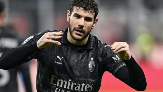 Romano: Theo Hernandez-Napoli inesistente, novità su Mastantuono