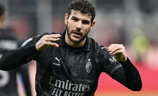 Romano: Theo Hernandez-Napoli inesistente, novità su Mastantuono