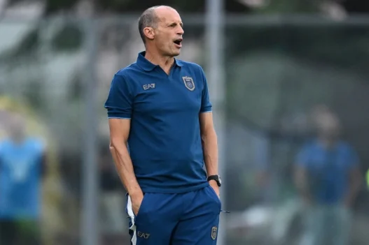 Allegri: "Sei punti dall'Inter? Scarso entusiasmo a Napoli"