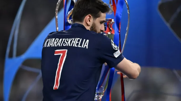 Pallone d'Oro: Kane e Yamal favoriti, Kvaratskhelia e Ruiz outsider