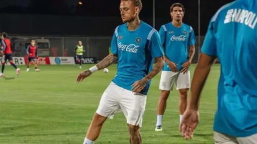 Leao al Galatasaray, cambia il futuro di Lang: due opzioni per l'olandese