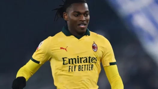 Leao, l'Aston Villa rilancia: il Napoli osserva