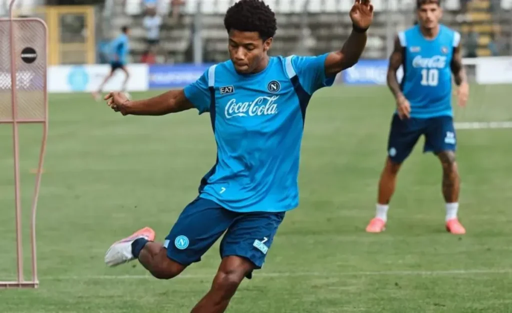 Napoli: David Neres verso il rientro in campo contro il Como